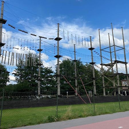 Knus Boomstamhuisje Op De Schatberg - Nabij Toverland Sevenum Exteriér fotografie