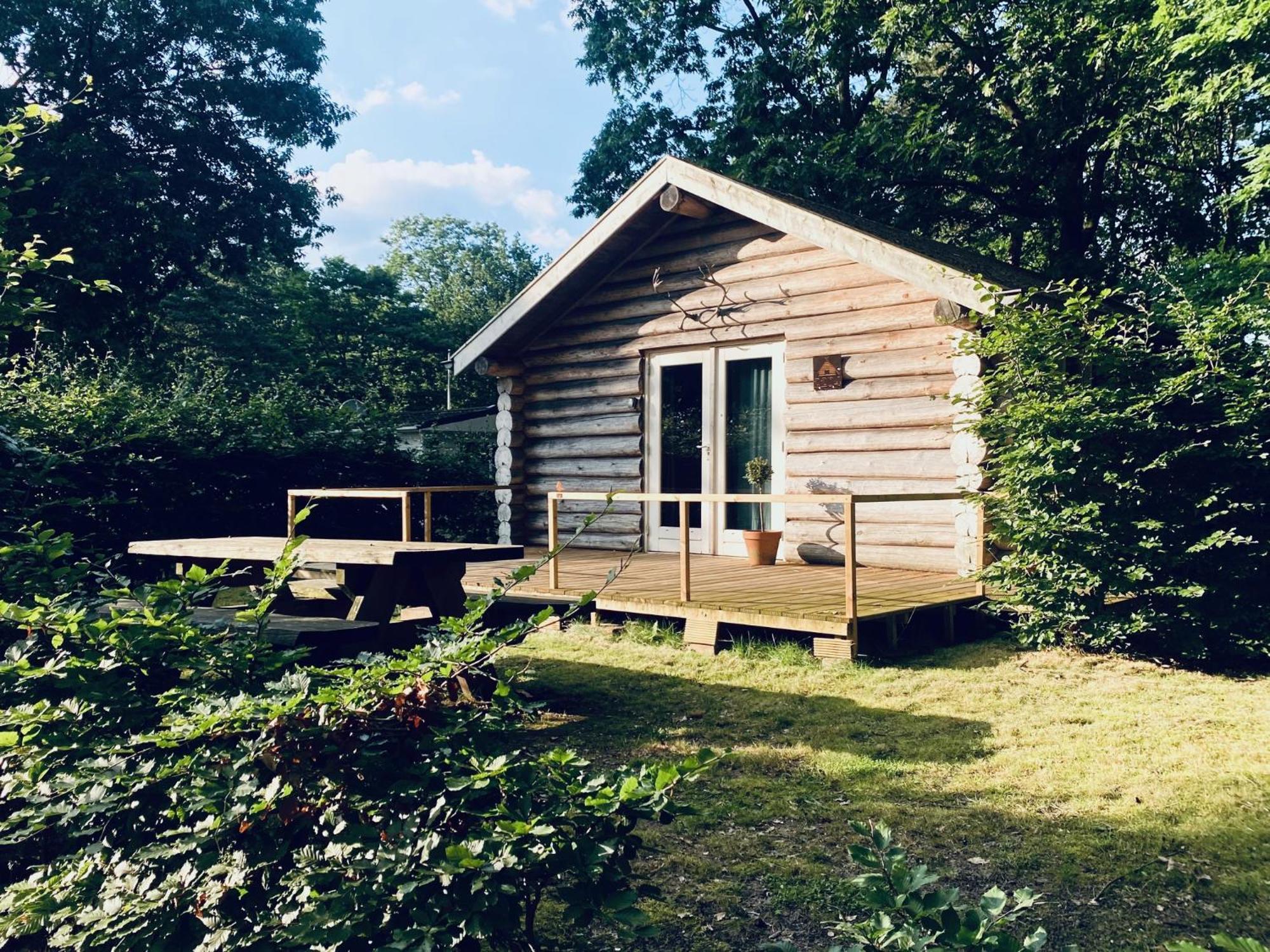 Knus Boomstamhuisje Op De Schatberg - Nabij Toverland Sevenum Exteriér fotografie